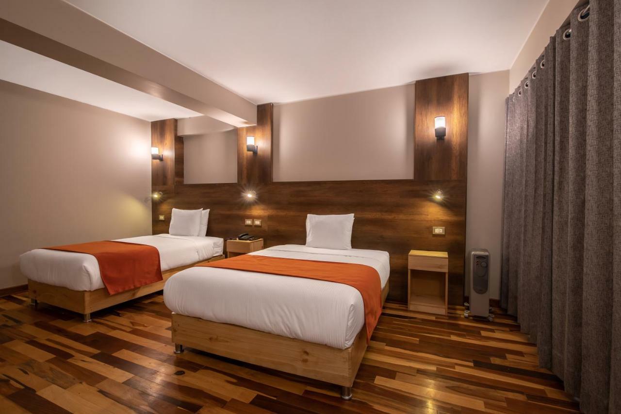 Polo Corporativo Santa Monica 3* Cusco
